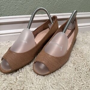 Stuart Weitzman Women's Peep Toe Wedge Heels Tan Lizard Embossed Business, 8 M